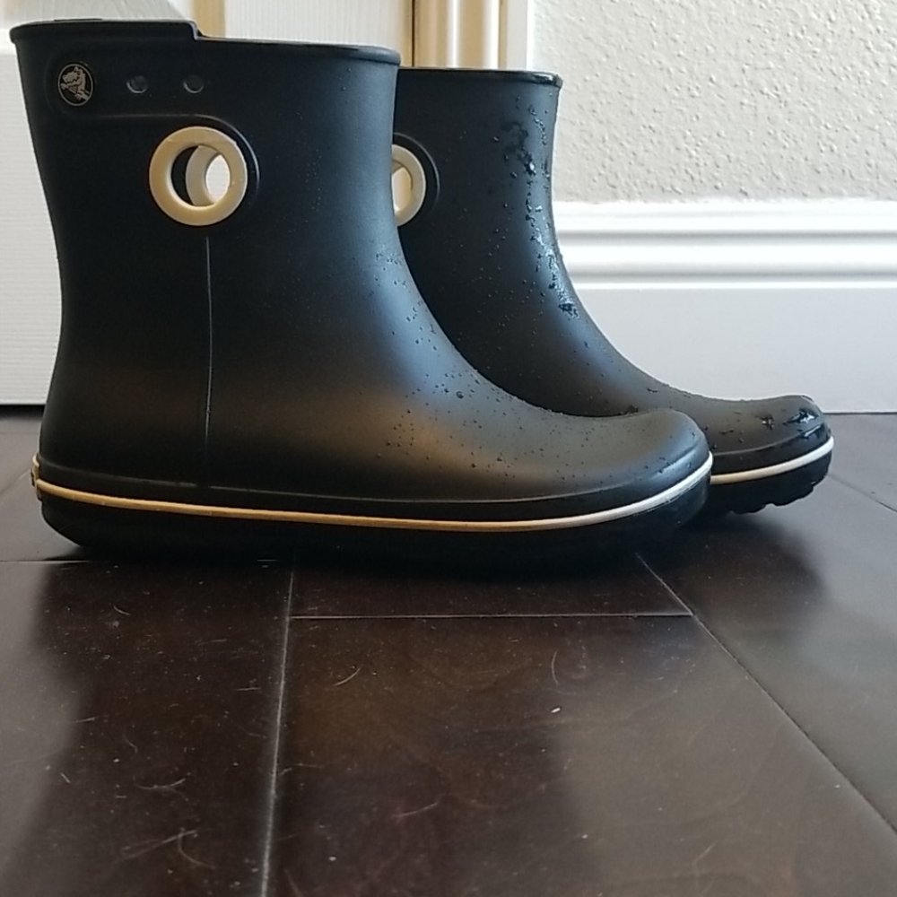 Crocs Women's Jaunt Shorty Boot